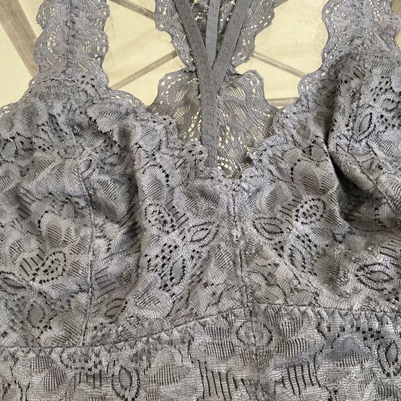 Felina Bra Women's  M Bralette Wireless Unlined Racerback stretchy  Lace Gray - Picture 10 of 10